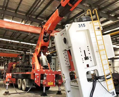 南和县提升工作效率，选择优质折臂吊租赁服务