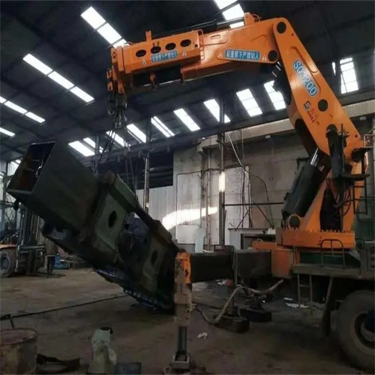 南和县130吨折臂吊车出租吊机租赁附近电话